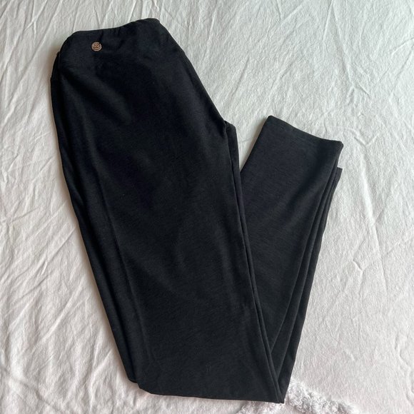 Stacci Athletics Nori V-elvet Legging Pocket - Graphite Black Large - Picture 1 of 8